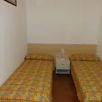 Вілла Comfy Terraced House Бібіоне