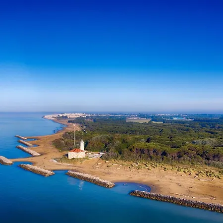 Comfy Terraced House Villa Bibione