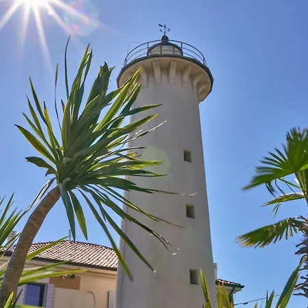 Villa Comfy Terraced House