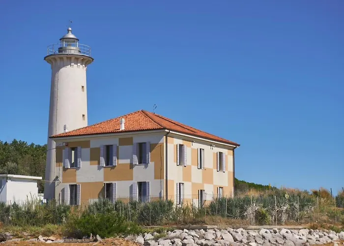 Comfy Terraced House Villa *